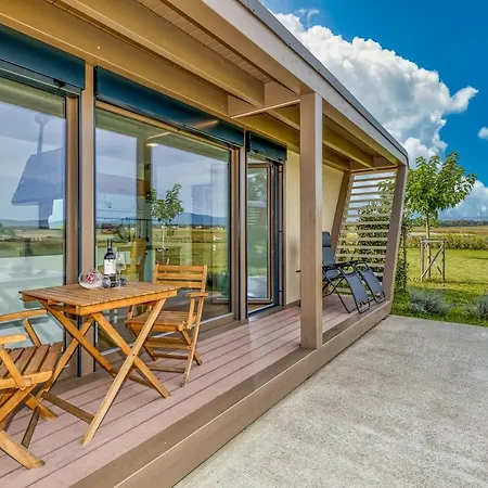 Riverside Mobile Homes Holiday home Gradac