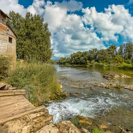 Riverside Mobile Homes Holiday home Gradac