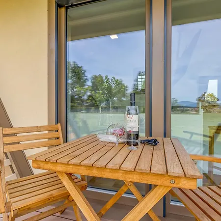 بيت للعطل Riverside Mobile Homes Gradac