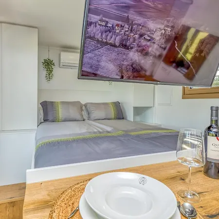 Riverside Mobile Homes * Gradac