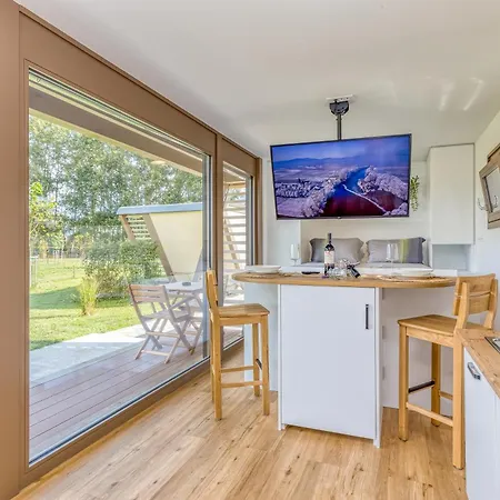 Počitniška hiša Riverside Mobile Homes