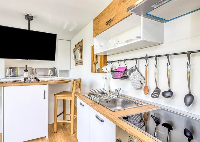 Riverside Mobile Homes