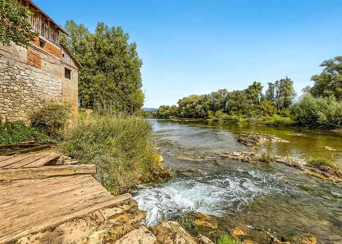 Riverside Mobile Homes