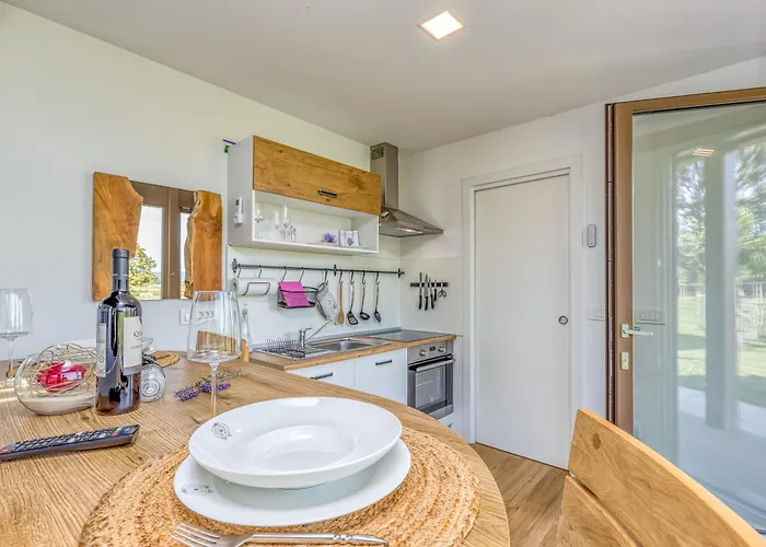 Riverside Mobile Homes