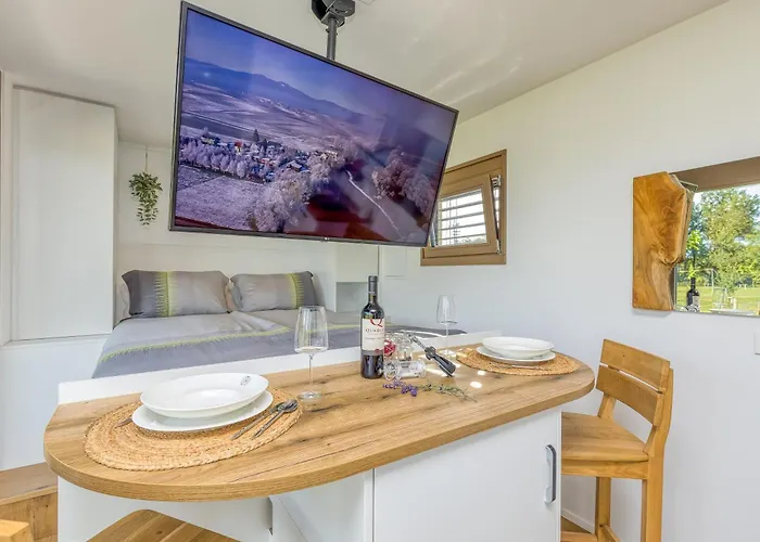 בית נופש Riverside Mobile Homes